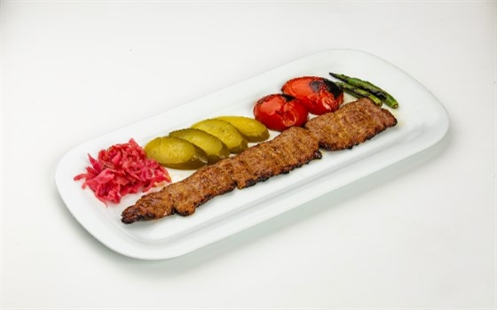 کباب برگ راسته گوسفندی پرسی